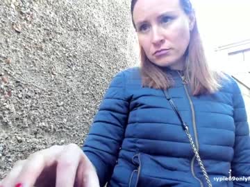 webcam girl eatmypie69 live cam image #3983142