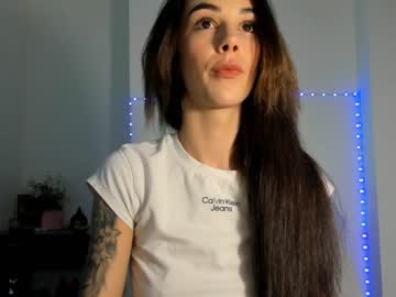 webcam girl hotfallingdevil live cam image #3681401