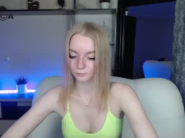 webcam girl adrykilly live cam image #1105848