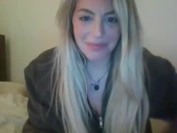 webcam girl miichx00o live cam image #7073981