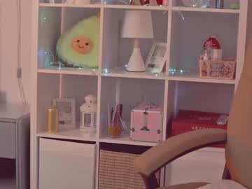 webcam girl mia_milagros live cam image #1491310