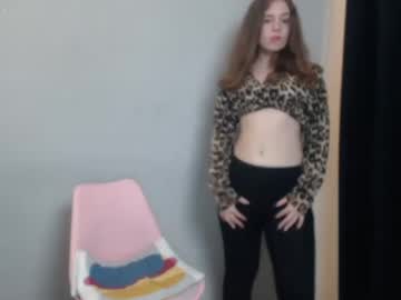 webcam girl mija_mari live cam image #3215128