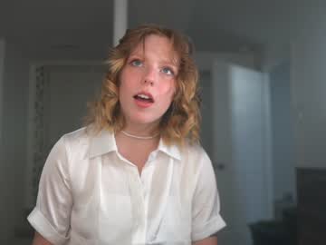webcam girl crimsonxrapture live cam image #1286212