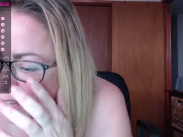 webcam girl ffl1233 live cam image #3116737