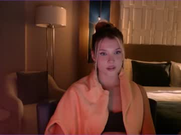 webcam girl bitter_moon live cam image #3619822