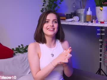webcam couple emiliacourtney live cam image #6935692