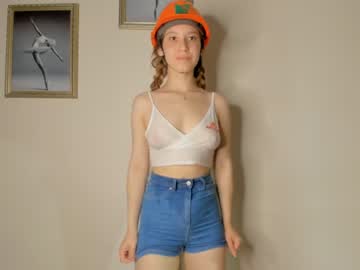 webcam girl just_emmy live cam image #4573227