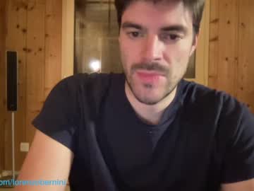 webcam man lorenzobernini live cam image #2908687