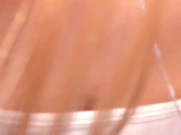 webcam girl linellali live cam image #2815099