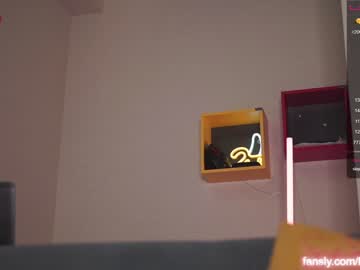 webcam girl hoolybunny live cam image #3752962