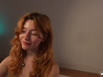 webcam girl alisonrouge live cam image #4680115