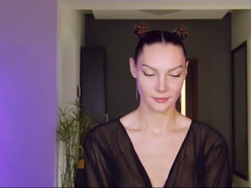 webcam girl flowerr_powerr live cam image #5969755