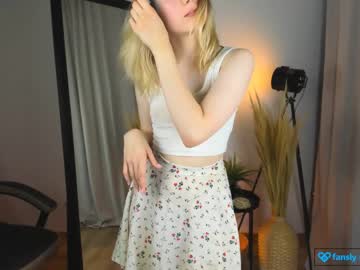 webcam girl melissa_mua live cam image #5407035