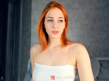 webcam girl sophie_5 live cam image #1318288