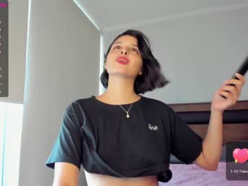 webcam girl yourfreakygirl live cam image #4084403