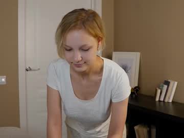 webcam girl sheenagambell live cam image #7116000