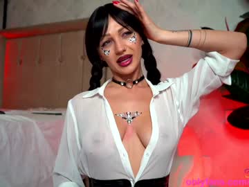webcam girl lillieonyx live cam image #3039676