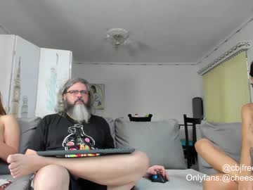 webcam couple cheeseburgerjesus live cam image #4184059