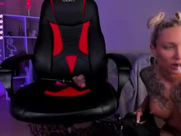 webcam girl erika_foxy live cam image #3892589