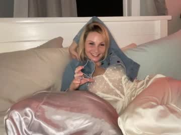 webcam girl kaileeshy live cam image #4907931