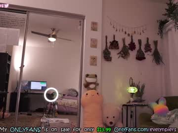 webcam girl evelynpiers live cam image #4156599