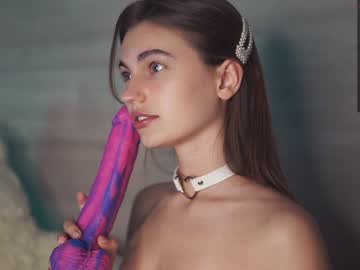 webcam girl hoolybunny live cam image #2509069