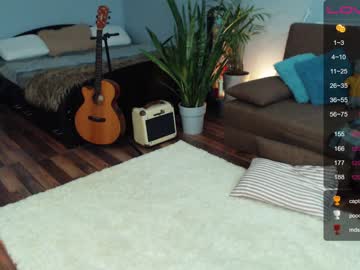 webcam couple bananya_kitty live cam image #1045763