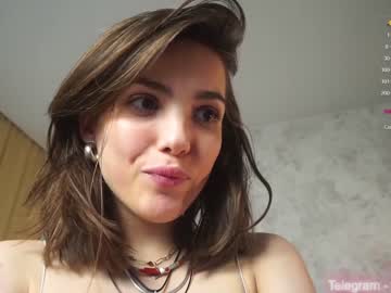 webcam couple emiliacourtney live cam image #5726094