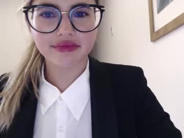 webcam girl playnofuckinggames live cam image #425923