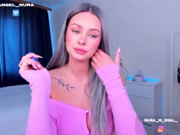 webcam girl 8a8y_nura live cam image #4315500