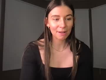 webcam girl heidihotte live cam image #4214750
