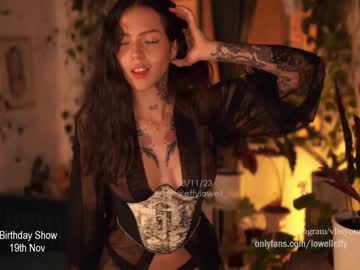 webcam girl effylowell_ live cam image #5697285