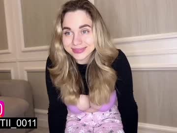 webcam girl tatti_1 live cam image #3964974