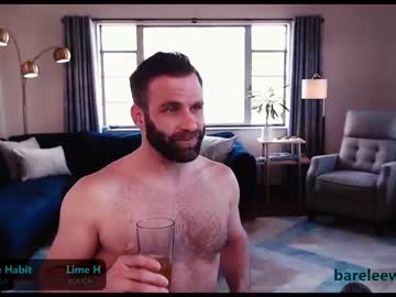 webcam man bareleeworking live cam image #1661255