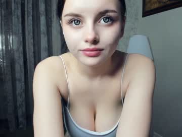 webcam girl cute_caprice live cam image #4555851