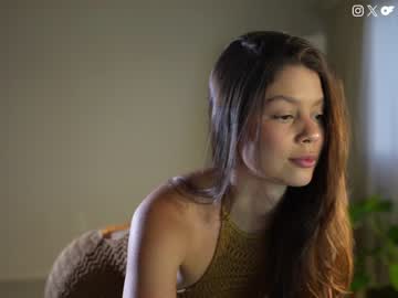 webcam girl tifalock_ live cam image #5896664