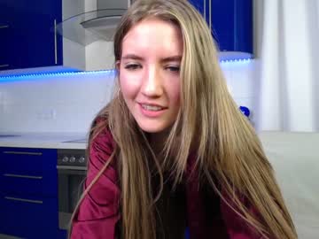 webcam girl ella__sweety live cam image #227510