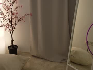 webcam girl floret_joy live cam image #5867903