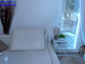 webcam girl dulceyjohn live cam image #6273886