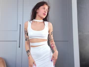 webcam girl adriana_hill live cam image #2161699