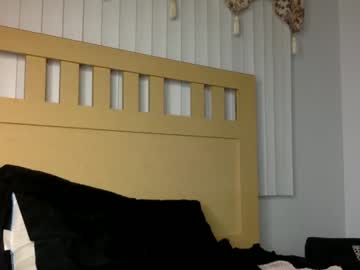 webcam girl the_one_for_u live cam image #1684675