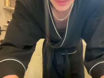 webcam man johnjamesopp live cam image #3734342