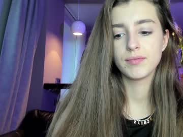 webcam girl coy_amina_ live cam image #2835069
