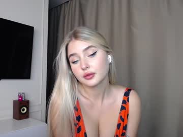 webcam girl cute18cute live cam image #2635179