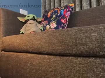 webcam couple ari_lovexo live cam image #4013429