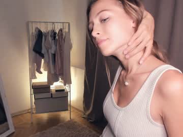 webcam girl wave_of_happy_ live cam image #5548858
