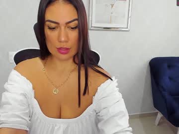 webcam couple emillybrowm live cam image #3403217