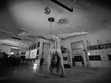 webcam girl hannahjames710 live cam image #4553433