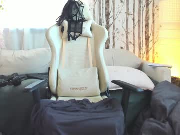 webcam girl juliette_garden live cam image #6392133