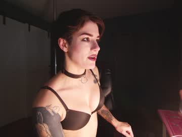 webcam girl aynmarie live cam image #5733474